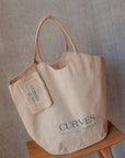 Curves by Phyllis Statement Tote Bag– Met gratis pouchette